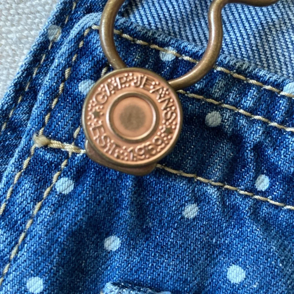 GAP adorable chambray